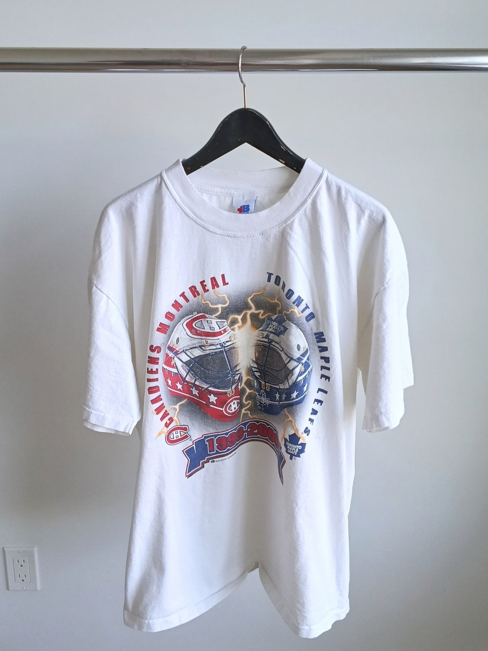 Vintage Toronto Maple Leafs Canadiens Rivalry Tee XL Made In Canada Bulletin NHL